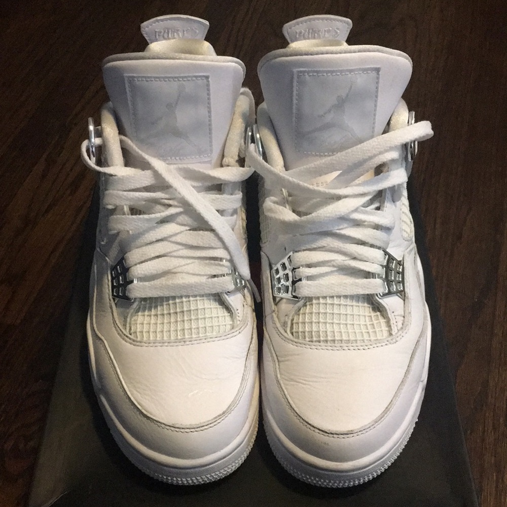 Retro Jordan 4